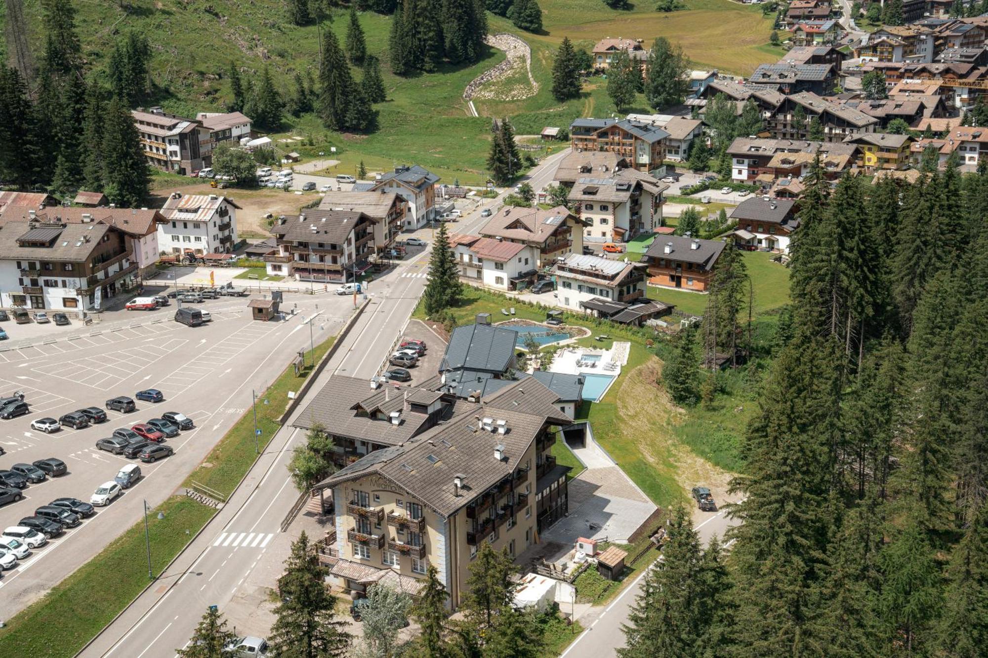 Hotel Majon Miramonti Canazei Exterior photo